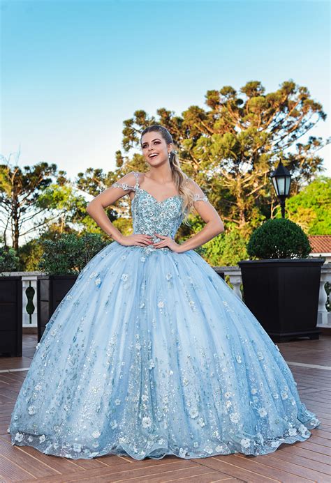 Vestido debutante azul .